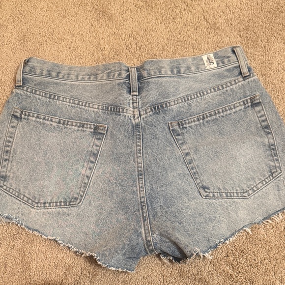 Altar’d state Distressed Denim Shorts - Picture 4 of 6